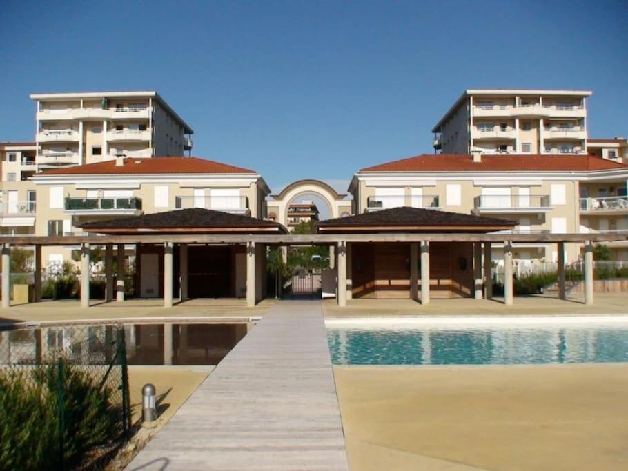 Appartamento Domaine Juan Flore *